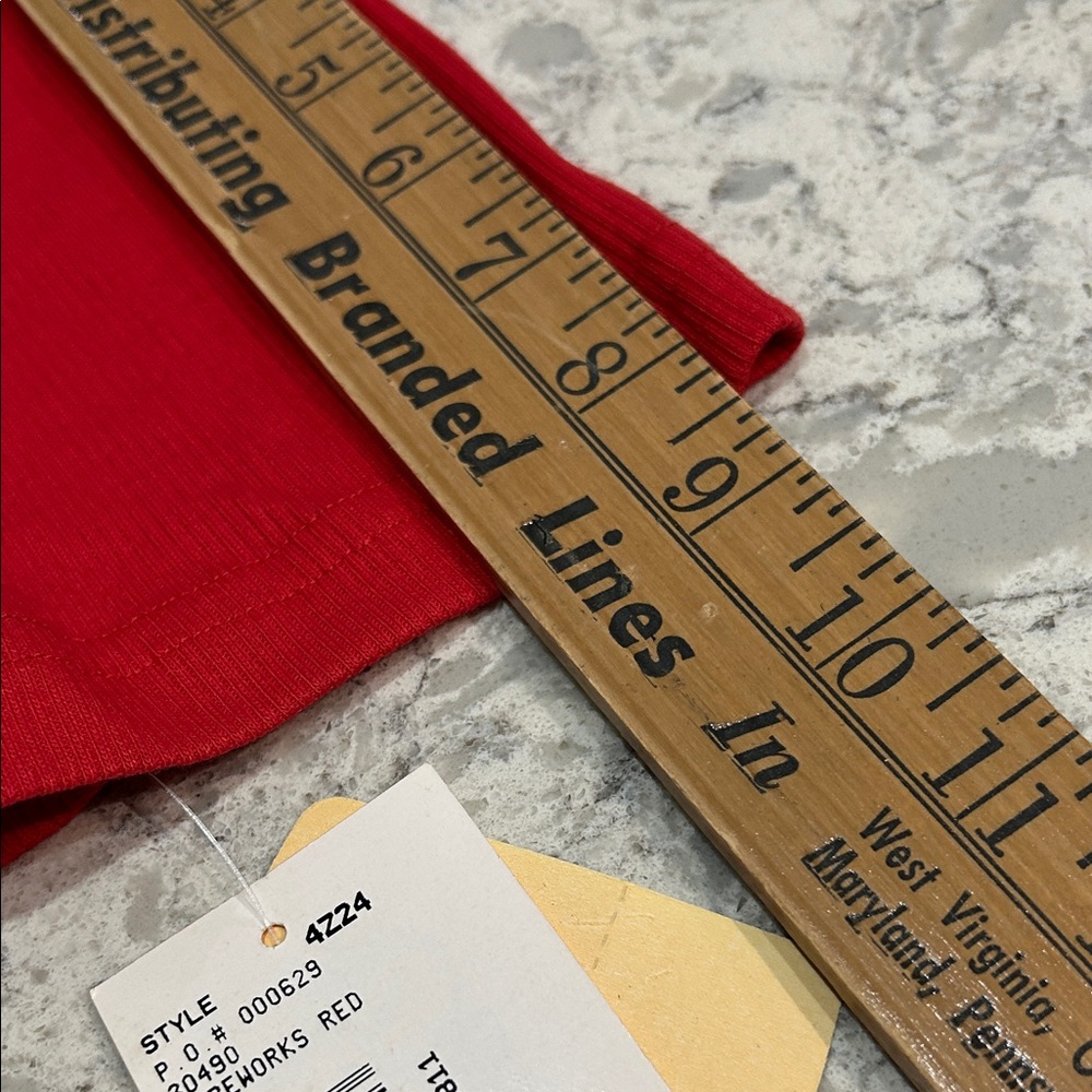 Vintage Company Collection Collection Bold Ribbed Red Top - Picture 10 of 11